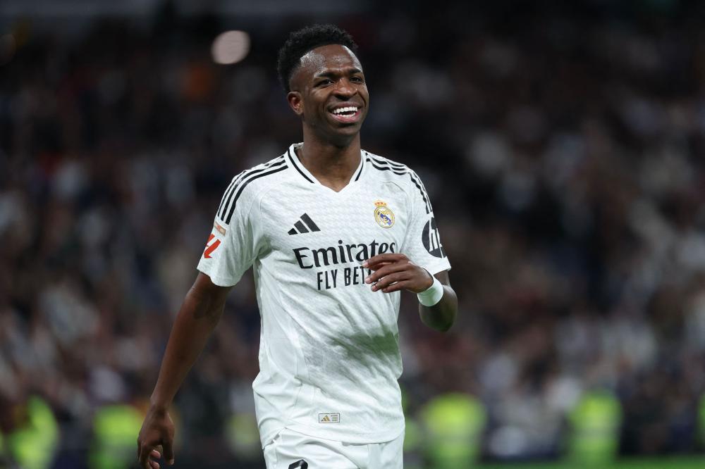 赢球并非易 赢球并非易